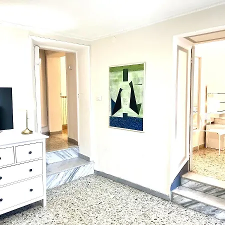 Floor - Panoramic Roof View - Quiet And Appartamento