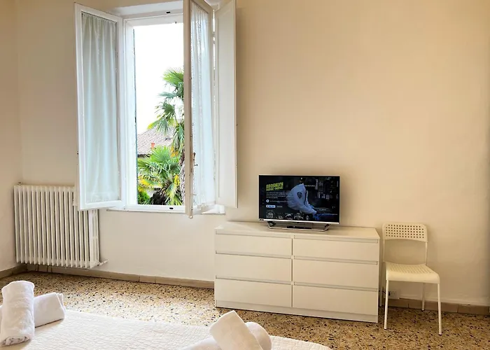 Floor - Panoramic Roof View - Quiet And Сиена