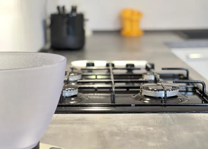 Floor - Panoramic Roof View - Quiet And