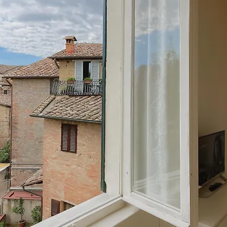 Floor - Panoramic Roof View - Quiet And Siena